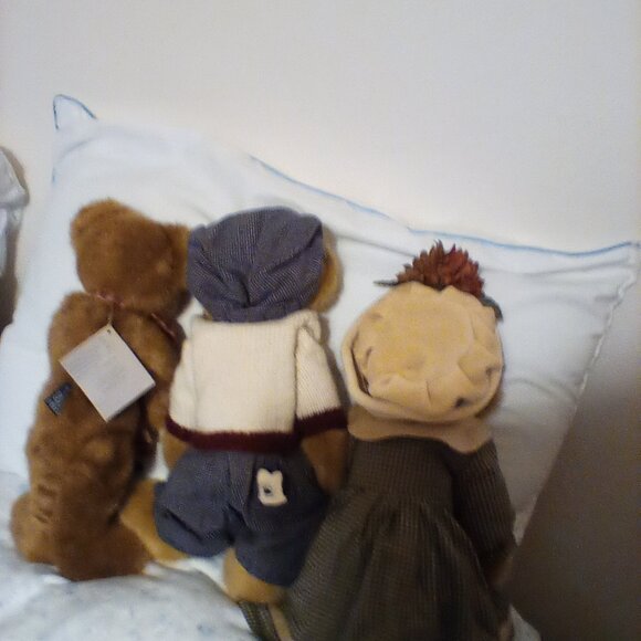 Teddy bears - Picture 2 of 2